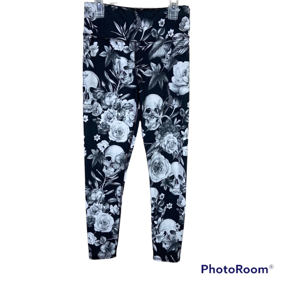 Evolution and creation skull and floral leggings gray and white